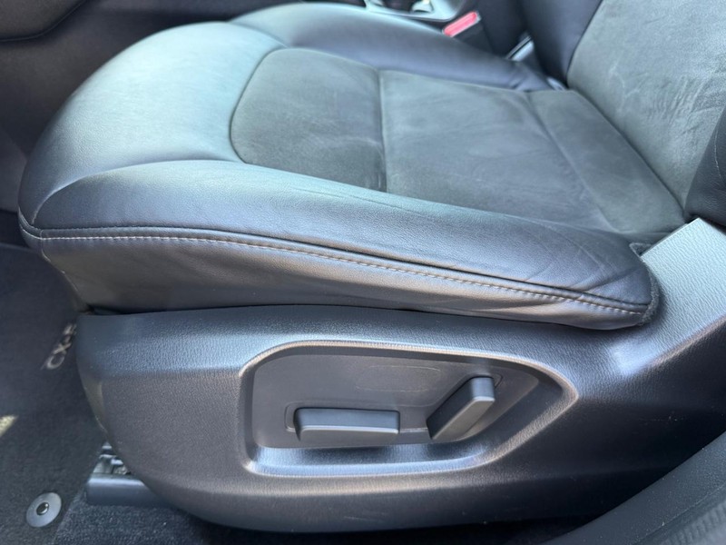 Mazda CX-5 Vehicle Image 25