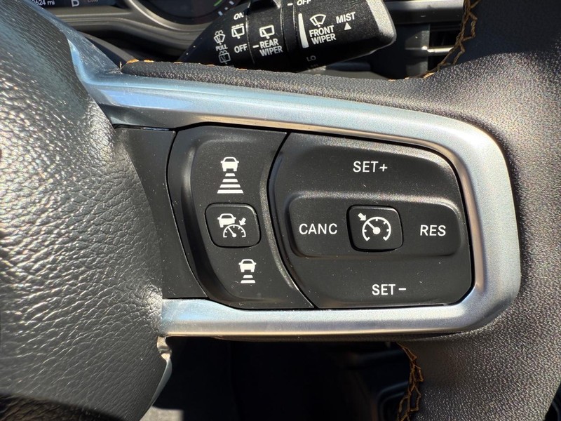 Jeep Wrangler 4xe Vehicle Image 15