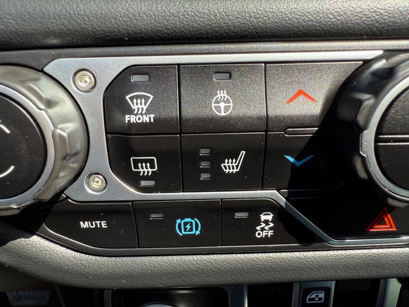 Jeep Wrangler 4xe Vehicle Image 17