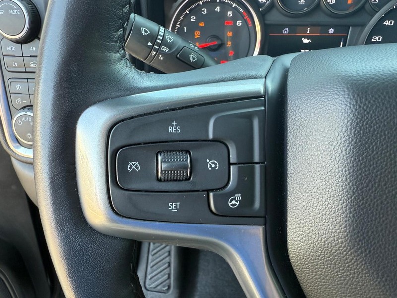 Chevrolet Silverado 1500 LTD Vehicle Image 13