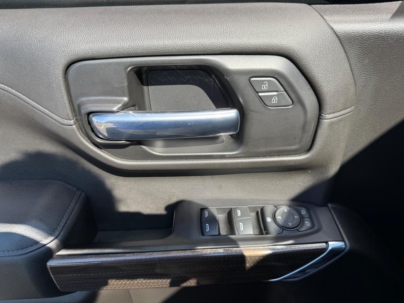 Chevrolet Silverado 1500 LTD Vehicle Image 24