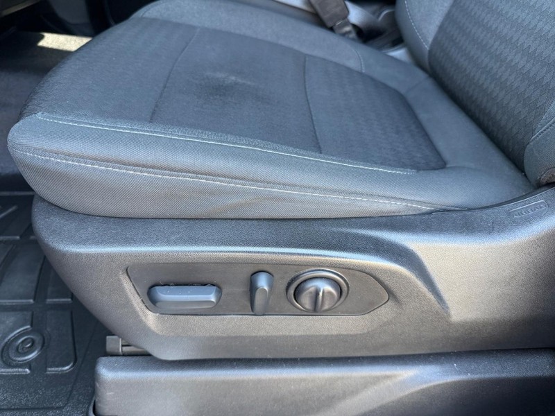 Chevrolet Silverado 1500 LTD Vehicle Image 25