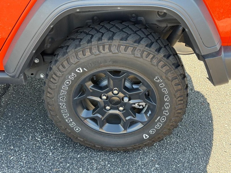 Jeep Wrangler 4xe Vehicle Image 06