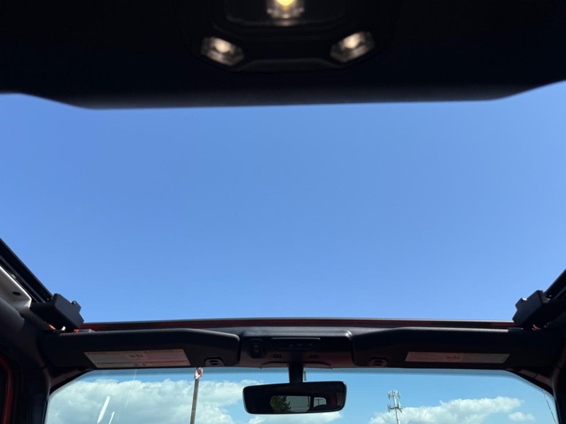 Jeep Wrangler 4xe Vehicle Image 11