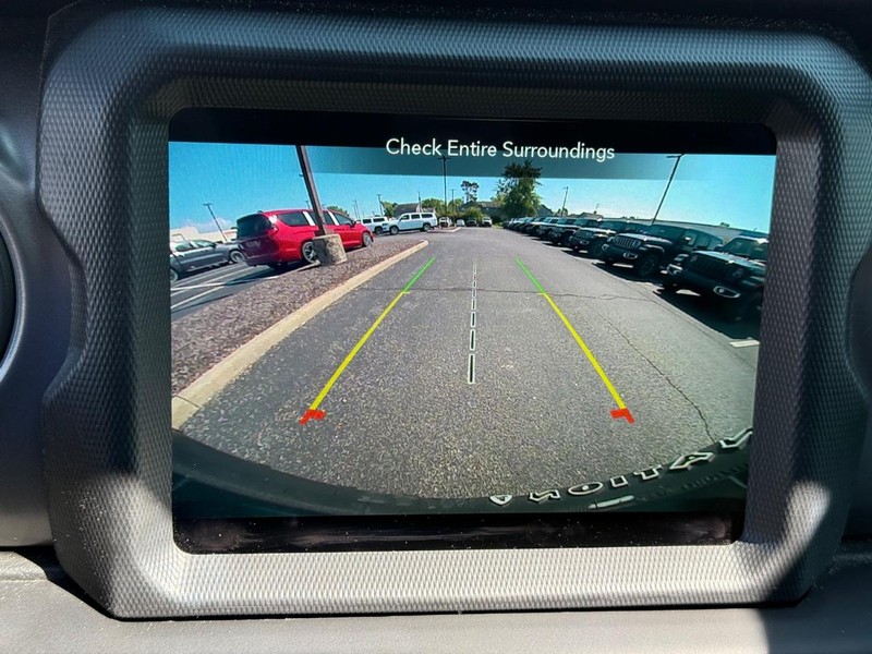 Jeep Wrangler 4xe Vehicle Image 17