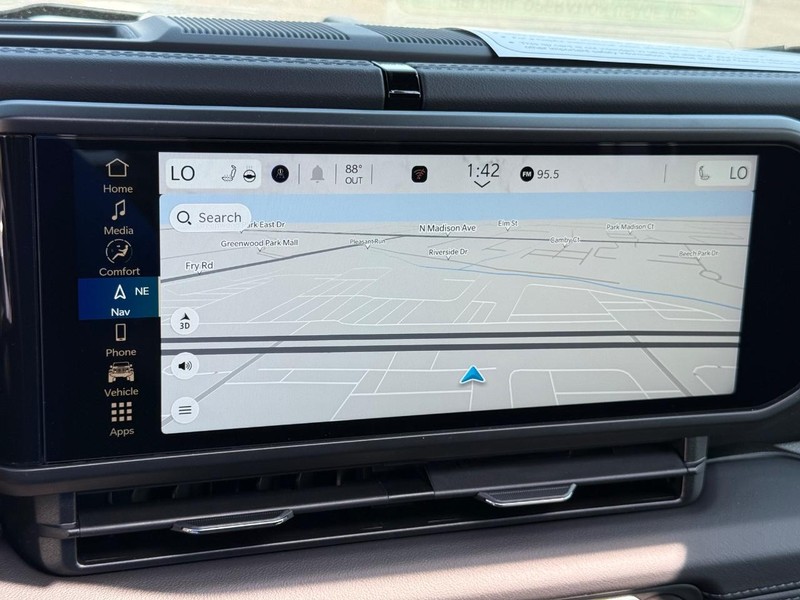 Jeep Wrangler Vehicle Image 12