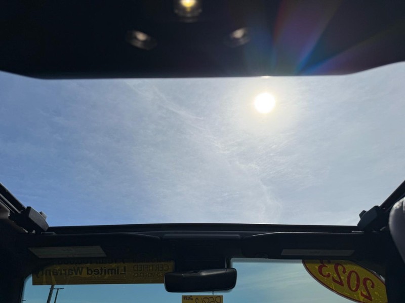 Jeep Wrangler 4xe Vehicle Image 11