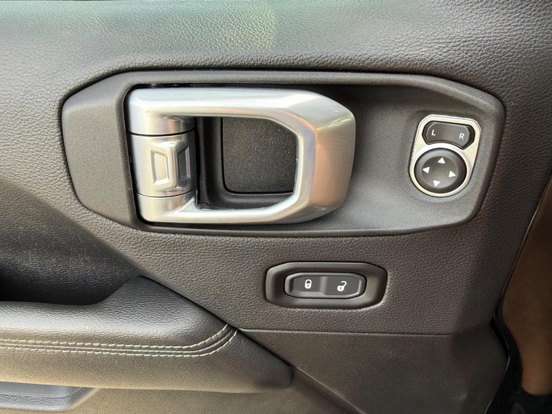 Jeep Wrangler 4xe Vehicle Image 26