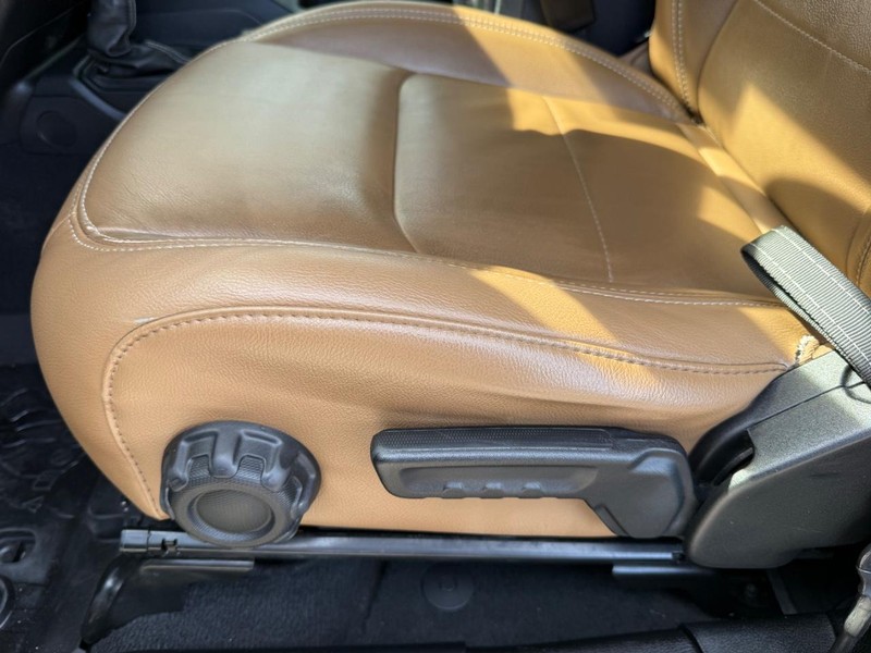 Jeep Wrangler 4xe Vehicle Image 27