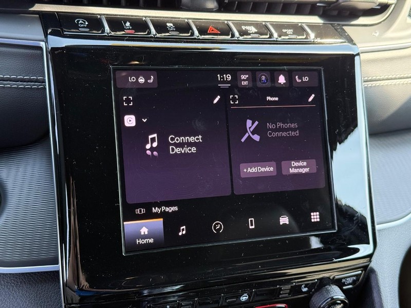 Jeep Grand Cherokee L Vehicle Image 13