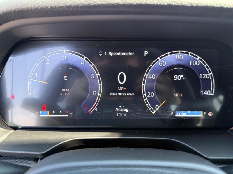 Jeep Grand Cherokee L Vehicle Image 19