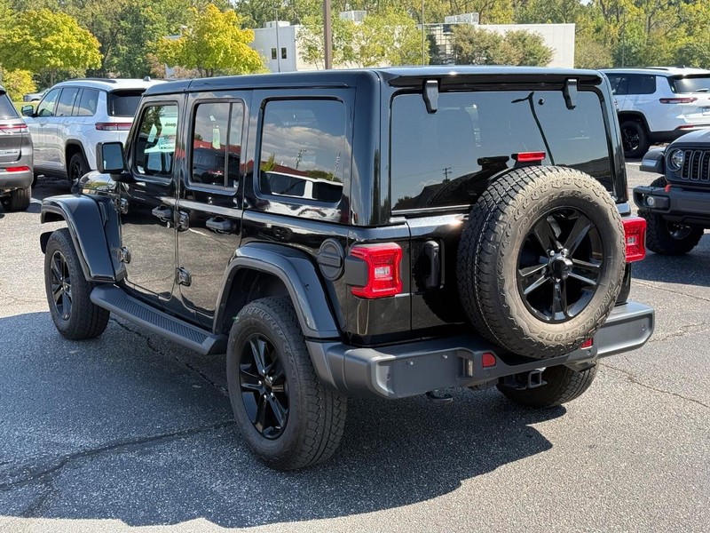 Jeep Wrangler Vehicle Image 05