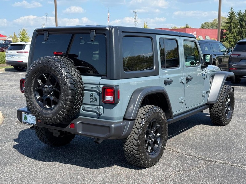 Jeep Wrangler Vehicle Image 03
