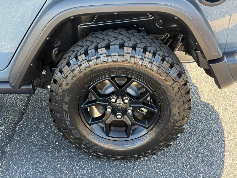 Jeep Wrangler Vehicle Image 06