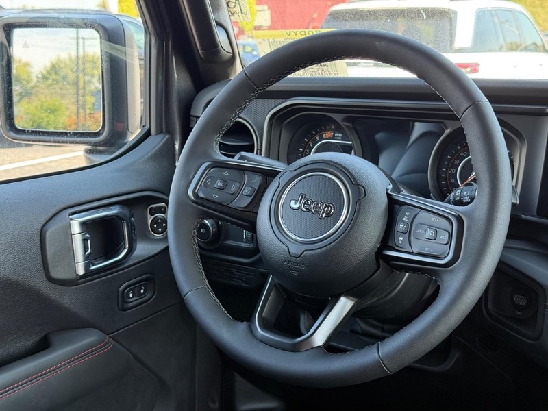 Jeep Wrangler Vehicle Image 06