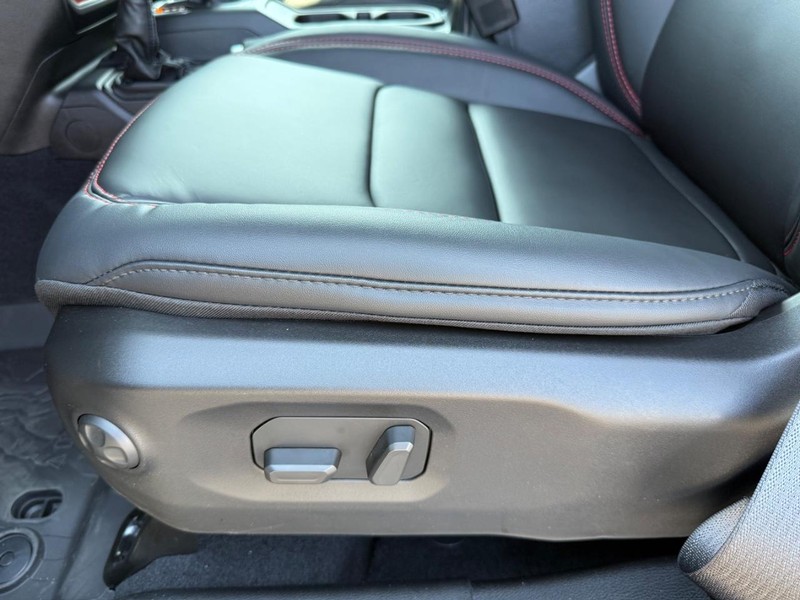 Jeep Wrangler Vehicle Image 19