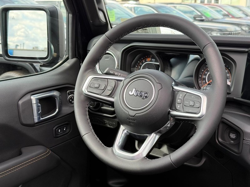 Jeep Wrangler Vehicle Image 07