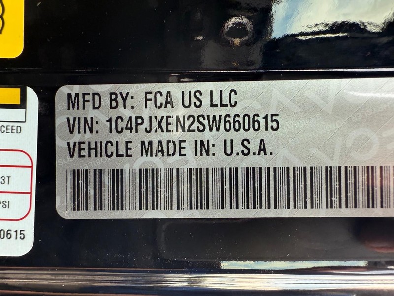 Jeep Wrangler Vehicle Image 22