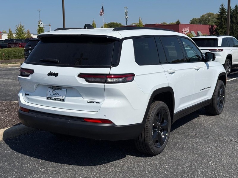 Jeep Grand Cherokee L Vehicle Image 03