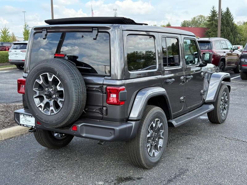 Jeep Wrangler Vehicle Image 03
