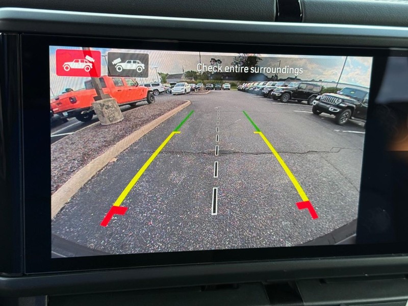 Jeep Wrangler Vehicle Image 13