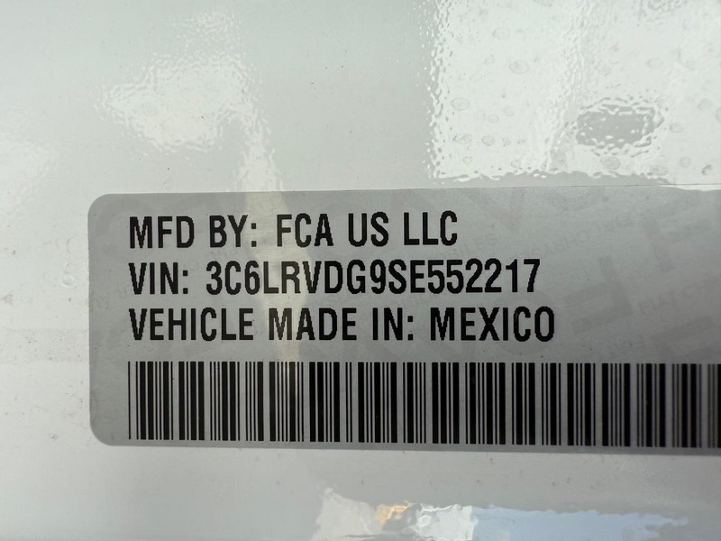 Ram ProMaster Cargo Van Vehicle Image 24