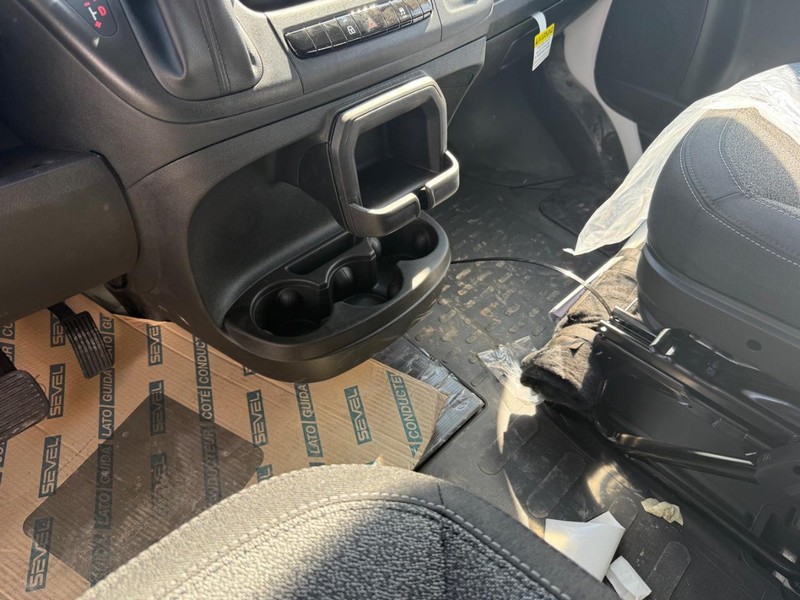 Ram ProMaster Cargo Van Vehicle Image 18