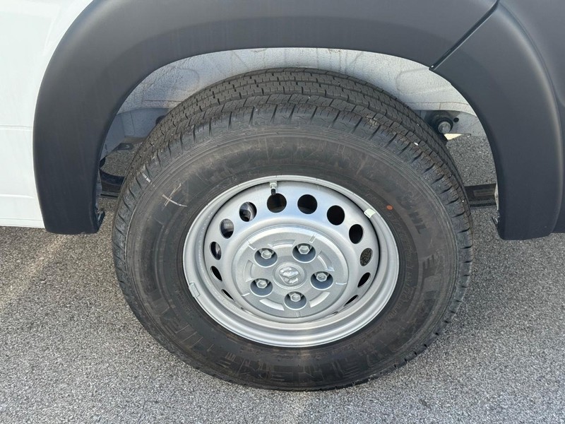 Ram ProMaster Cargo Van Vehicle Image 06