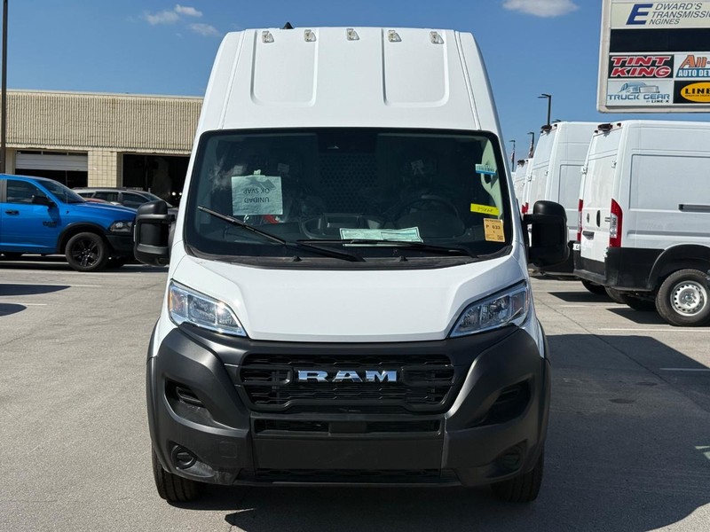 Ram ProMaster Cargo Van Vehicle Image 08