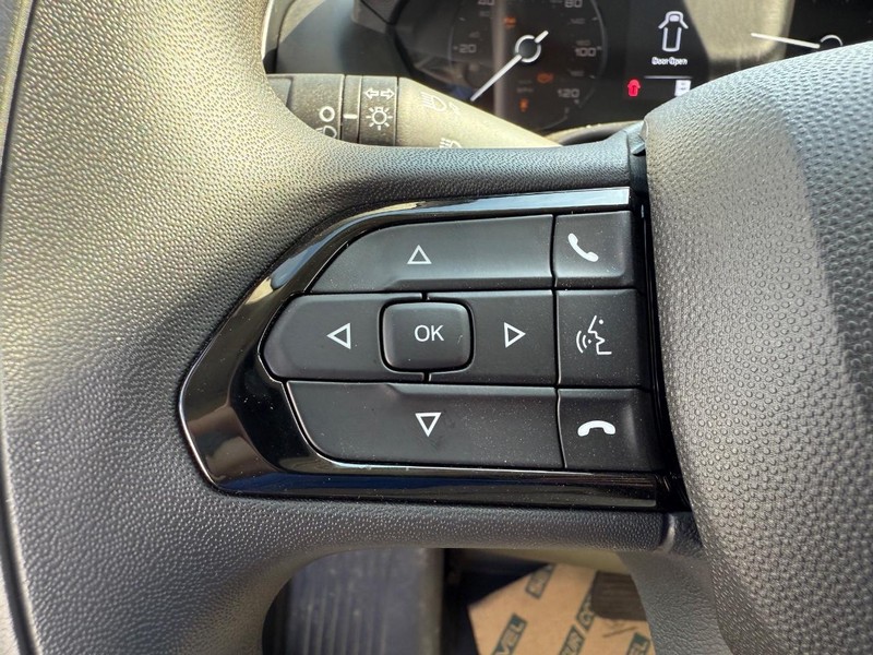 Ram ProMaster Cargo Van Vehicle Image 11