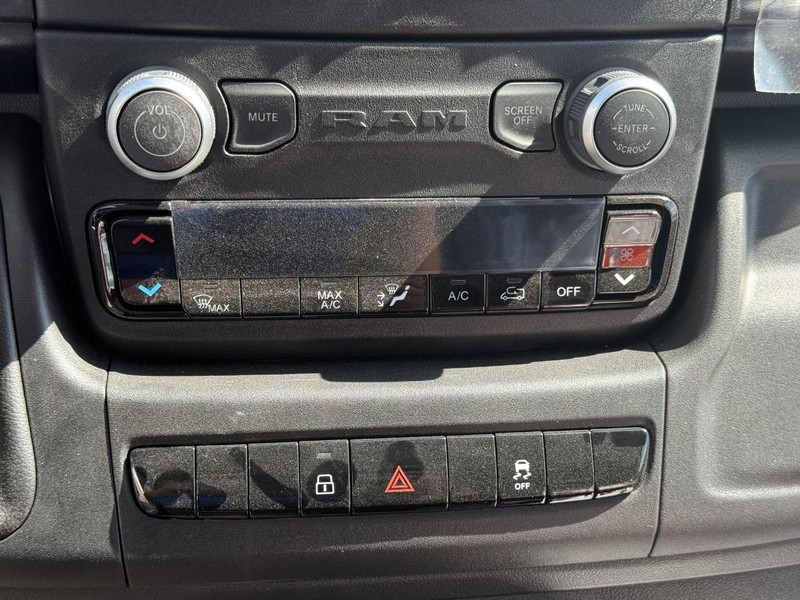 Ram ProMaster Cargo Van Vehicle Image 15