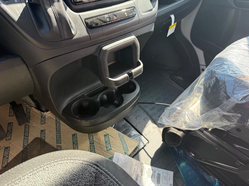 Ram ProMaster Cargo Van Vehicle Image 16