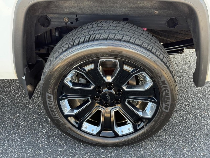 GMC Sierra 1500 Vehicle Image 06