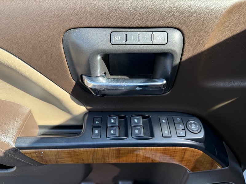 GMC Sierra 1500 Vehicle Image 25