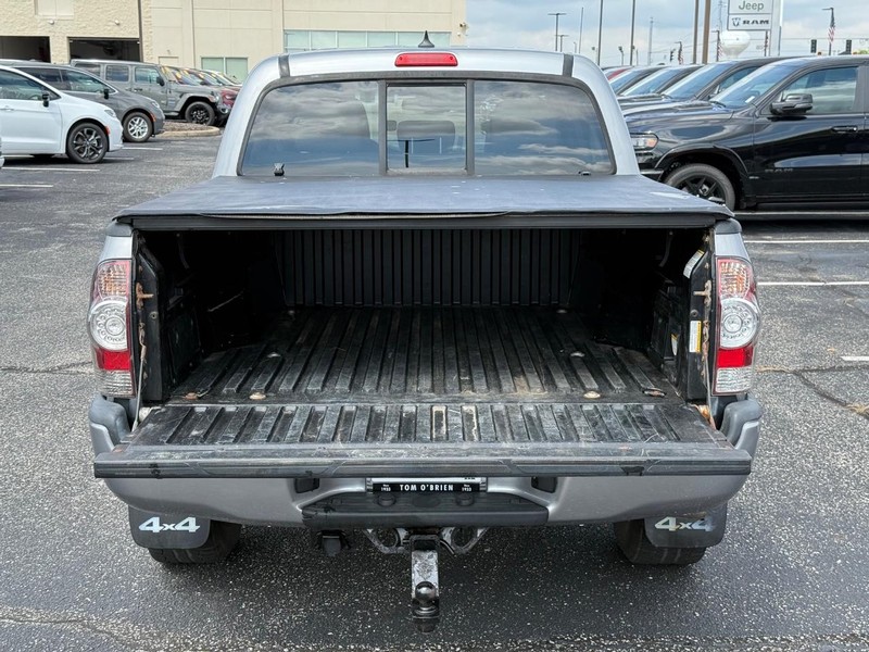 Toyota Tacoma Vehicle Image 07