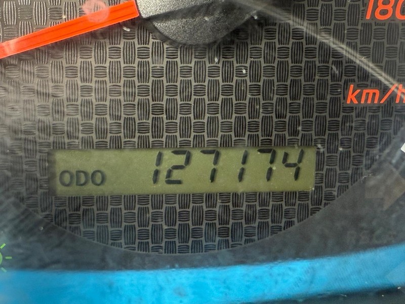 Toyota Tacoma Vehicle Image 21