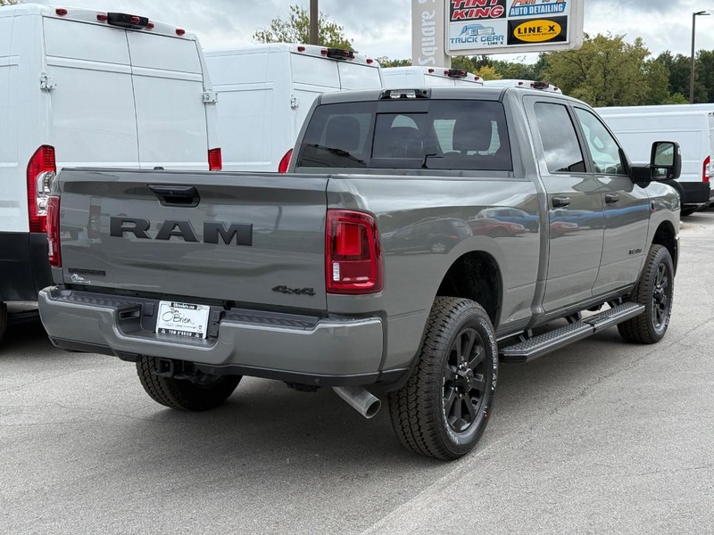 Ram 3500 Vehicle Image 03