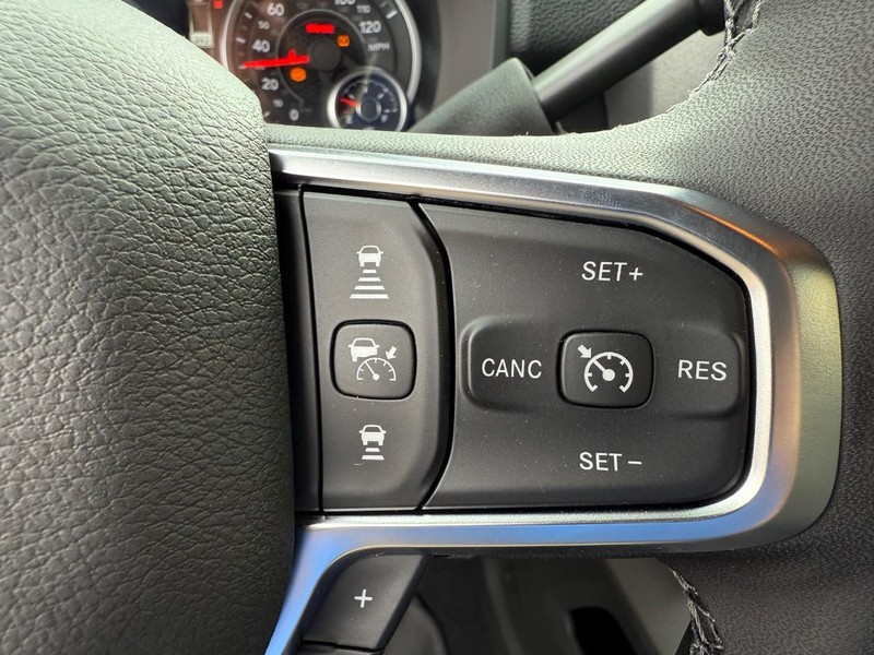 Ram 3500 Vehicle Image 08