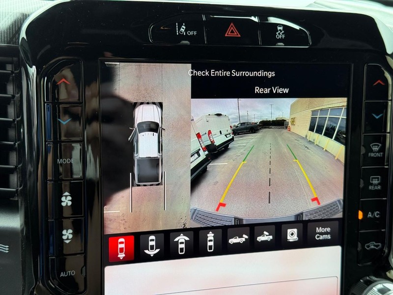 Ram 3500 Vehicle Image 11