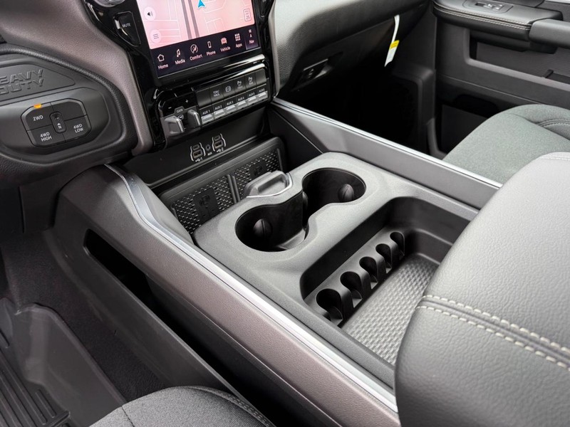 Ram 3500 Vehicle Image 12