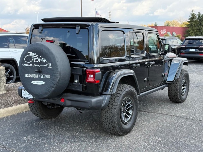 Jeep Wrangler Vehicle Image 03