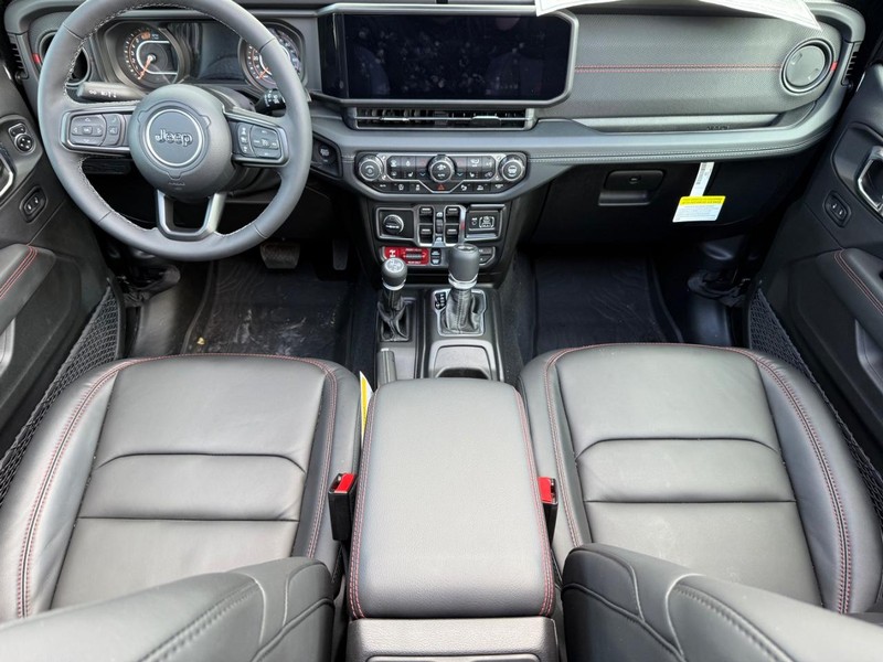 Jeep Wrangler Vehicle Image 06