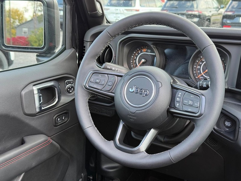 Jeep Wrangler Vehicle Image 07