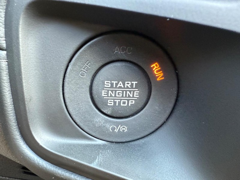 Jeep Wrangler Vehicle Image 10