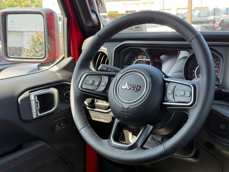 Jeep Wrangler Vehicle Image 06