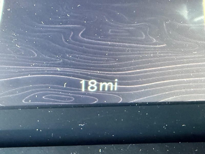 Jeep Grand Cherokee Vehicle Image 19