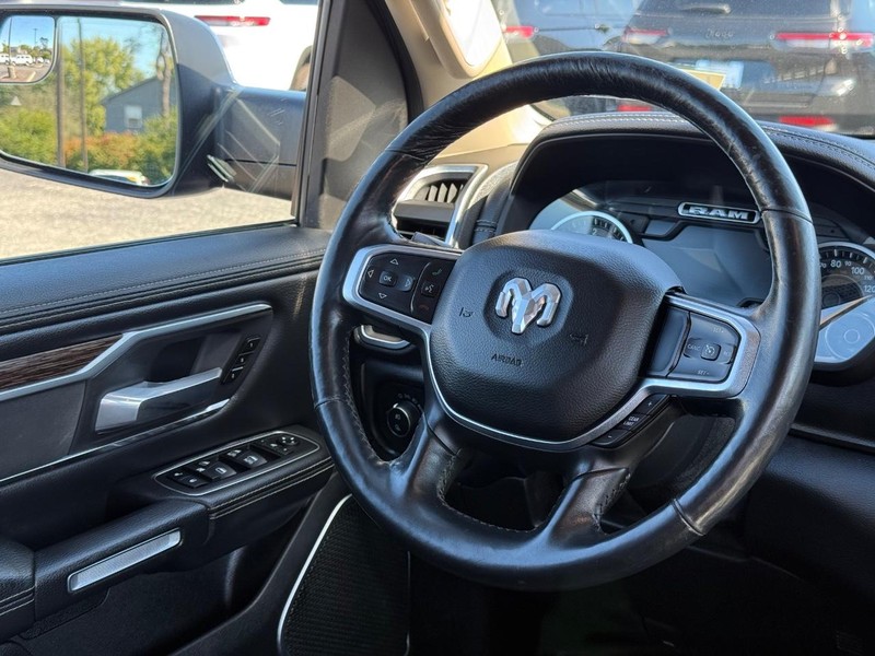 Ram 1500 Vehicle Image 12