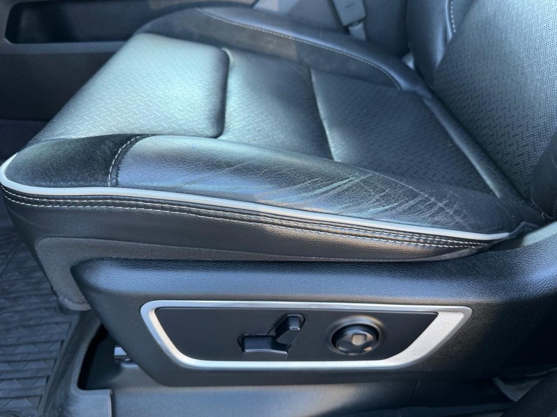 Ram 1500 Vehicle Image 25