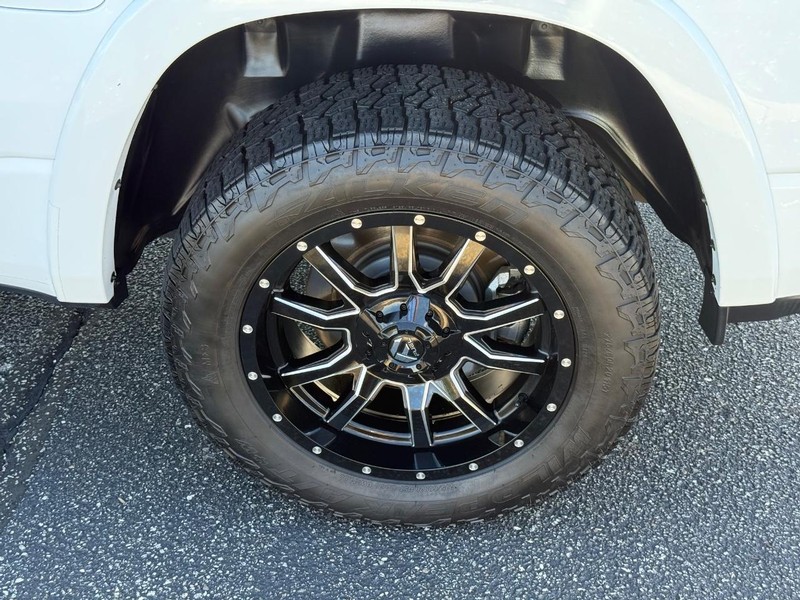 Ram 1500 Vehicle Image 06