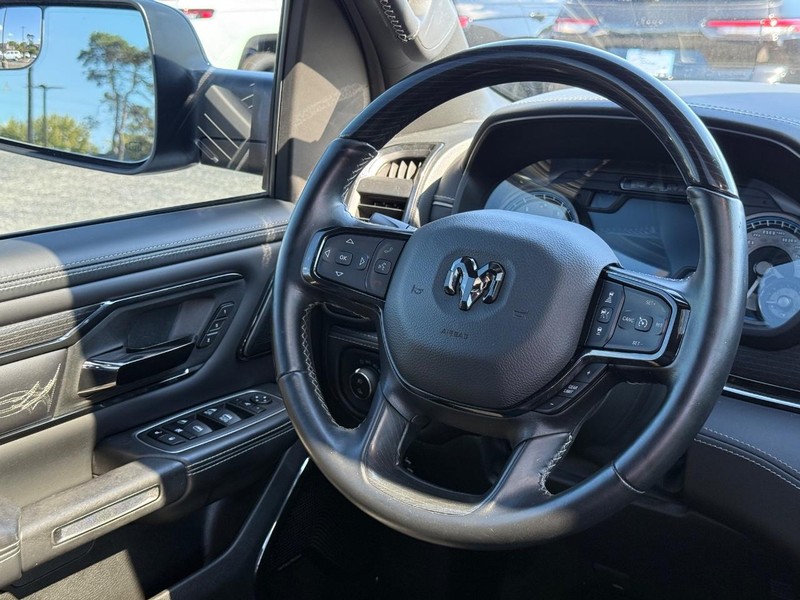 Ram 1500 Vehicle Image 13